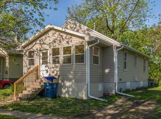 1422 De Wolf St, Des Moines, IA 50316