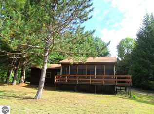 13150 Maple Ridge Ln, Leroy, MI 49655