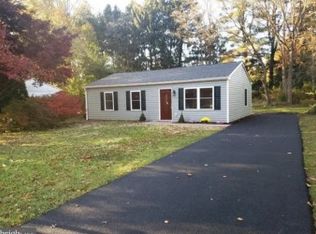 85 Cedar Dr, New Britain, PA 18901