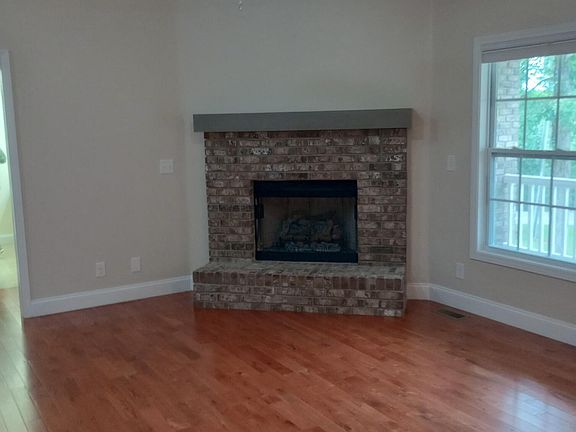 4th image of 62 Cardinal Loop