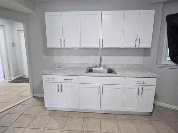 3rd image of 6 Rutgers Ave #B2