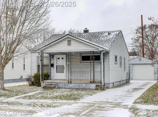 1213 E Rowland Ave, Madison Heights, MI 48071