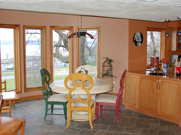 4th image of 1230 Lakeshore Dr