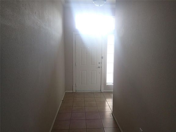 4th image of 9125 River Trails Blvd