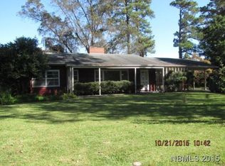107 E Lakeview Dr, Trenton, NC 28585