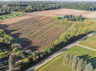 960 Van Dyke Ave, Imlay City, MI 48444