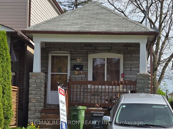 103 Denton Ave, Toronto, ON M1L 1G5