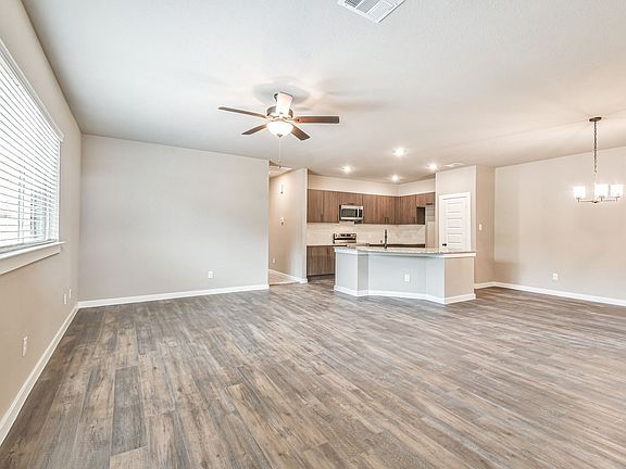 3rd image of 9712 Grosbeak Ln