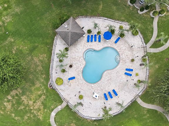 4th image of 4665 Wild Iris Dr. #101