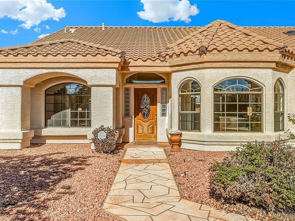1st image of 2985 Calle Del Oro