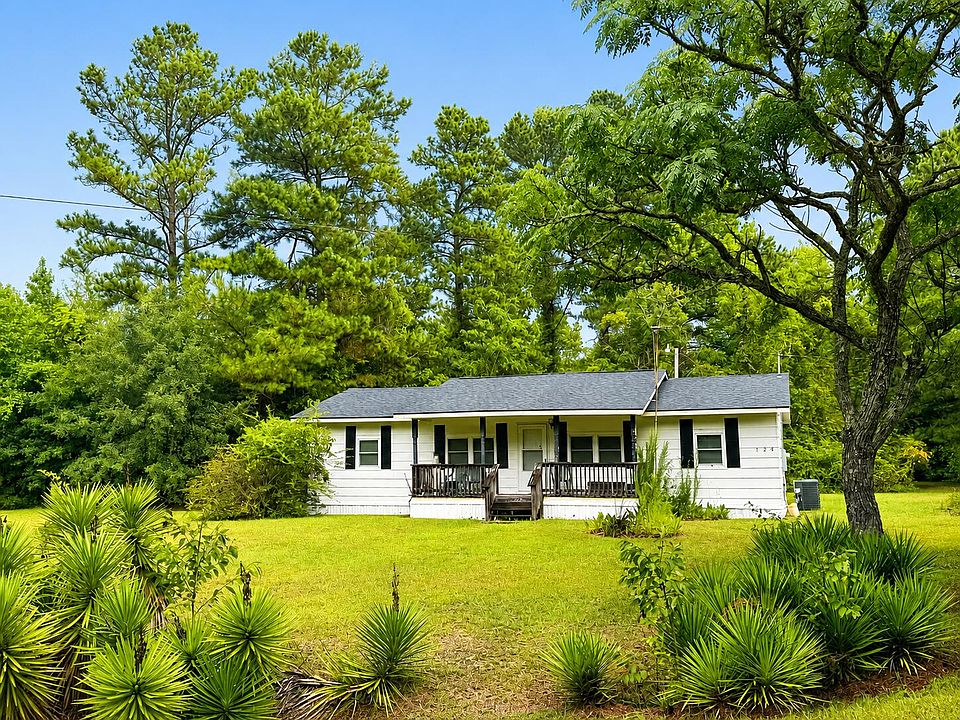 1st image of 124 Emily Rd