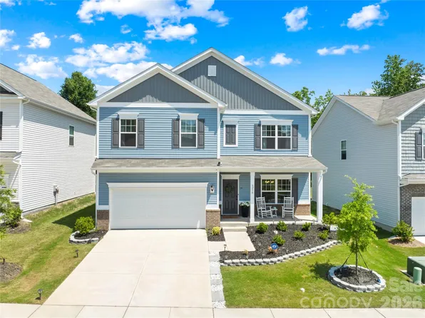 6230 Gala Ln, Charlotte, NC 28215