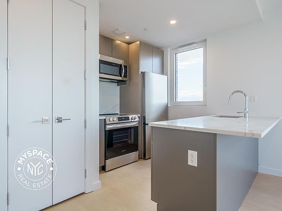 2nd image of 1499 Bedford Ave #2B