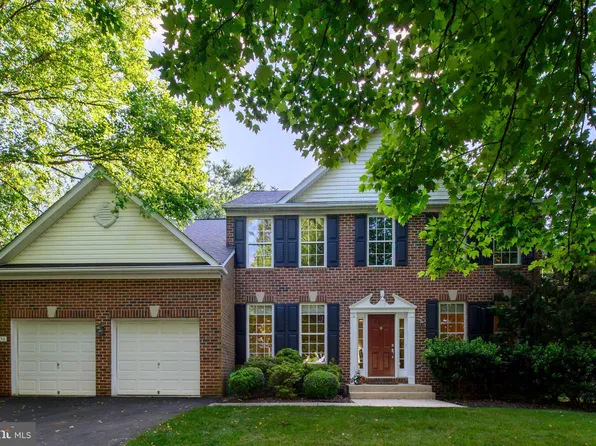 2856 Deerfield Dr, Ellicott City, MD 21043