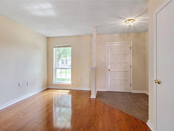 2nd image of 288 W Oakland Dr