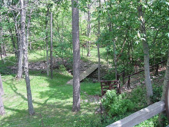 5th image of 2142 Regent Park Dr