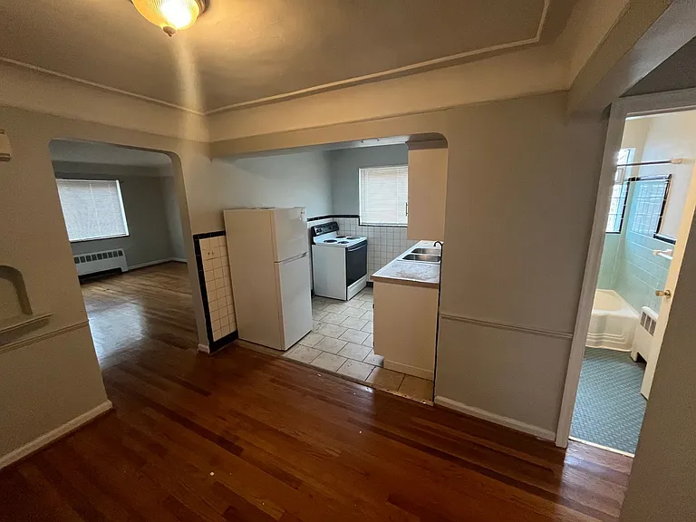 7080 Eastlawn Dr — Photo 10