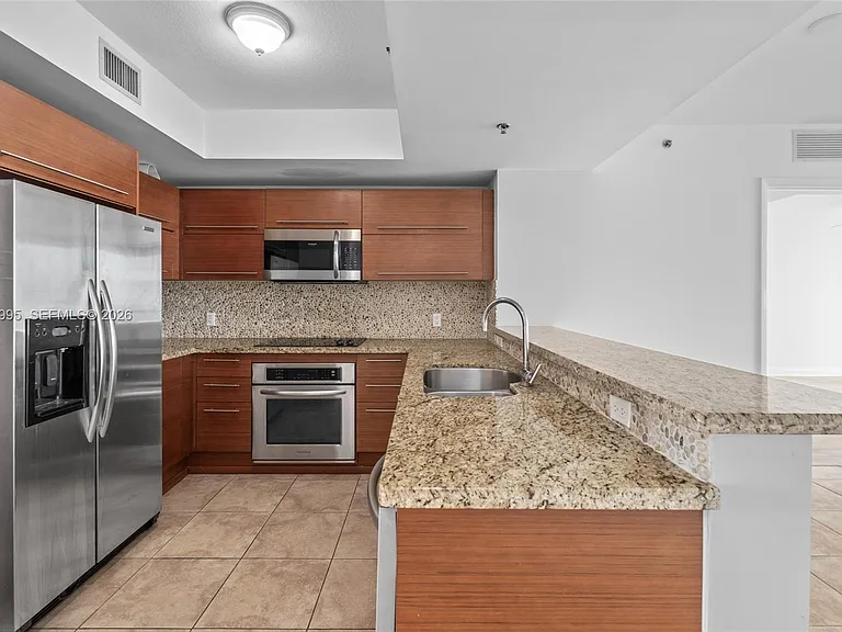 2681 N Flamingo Rd #2205S — Photo 11