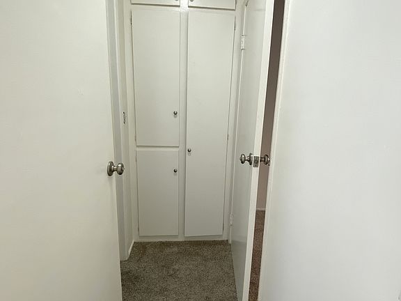 5th image of 1719 Grismer Ave #A10