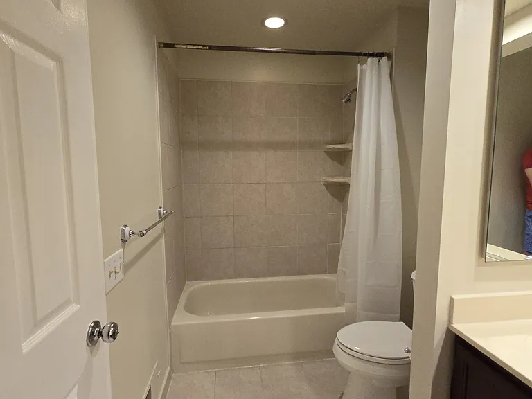 7116 Gresham Ct E — Photo 21