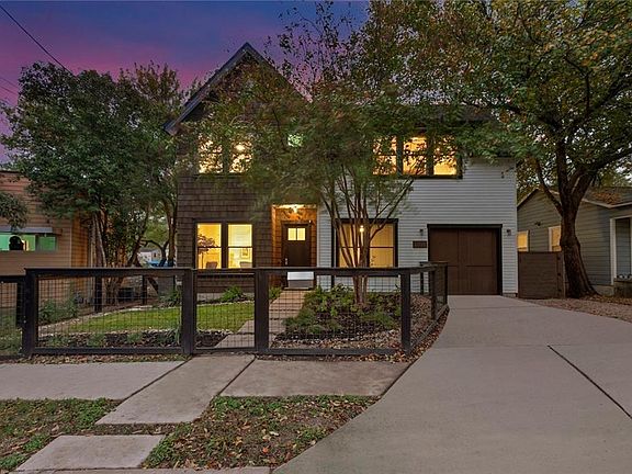 2nd image of 2703 La Mesa Dr