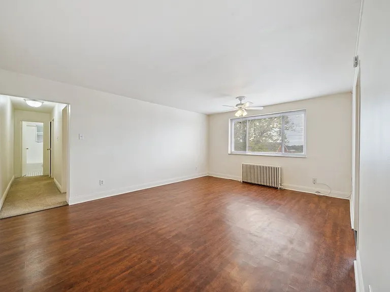640 Southcrest Dr — Photo 6