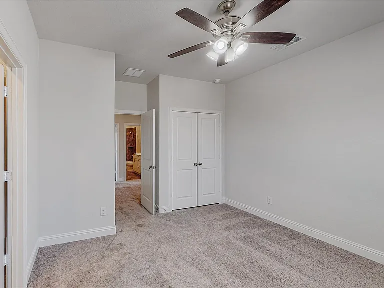 961 Waterview Dr — Photo 14