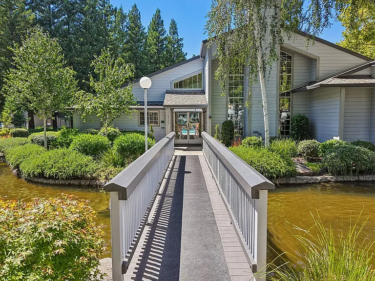 Country Brook Rental Condos — Photo 7