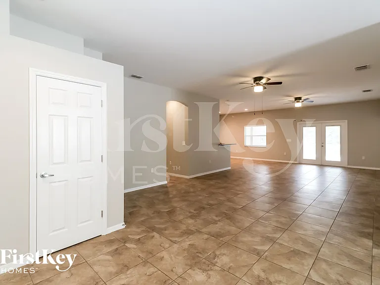 6127 Evansbrook Dr — Photo 3