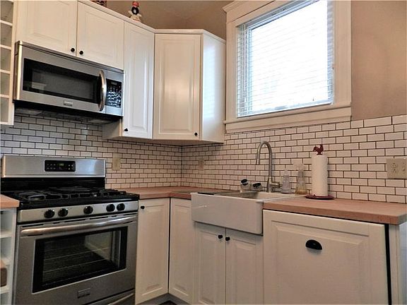 5th image of 587 College Ave