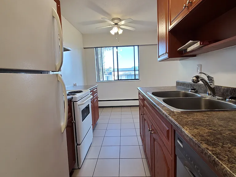 5135 Newton St — Photo 21