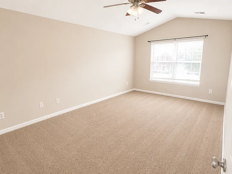 111 Elders Pond Dr — Photo 16