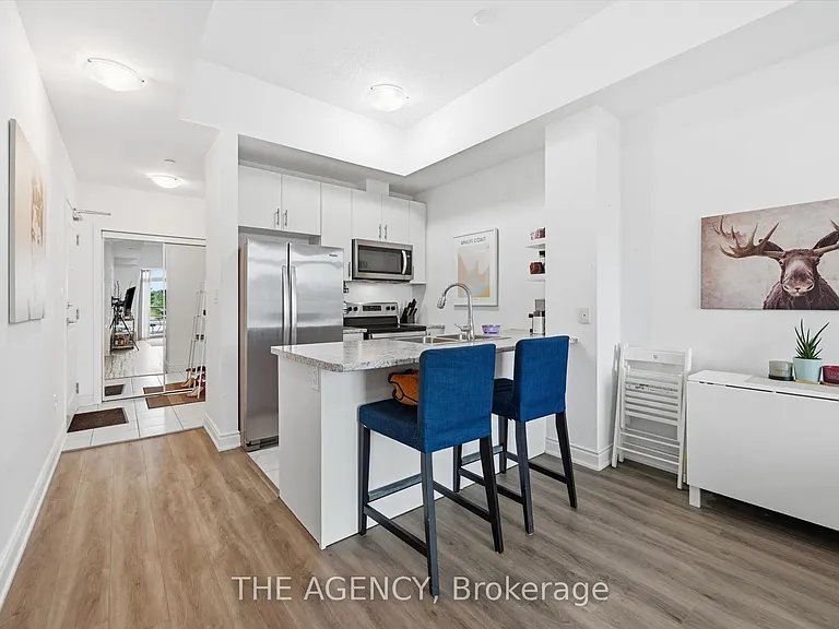 450 Dundas St E #101 — Photo 5