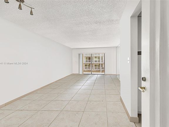 4th image of 5415 Collins Ave APT 704