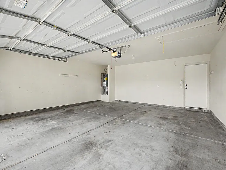 33856 N Cherry Creek Rd — Photo 27