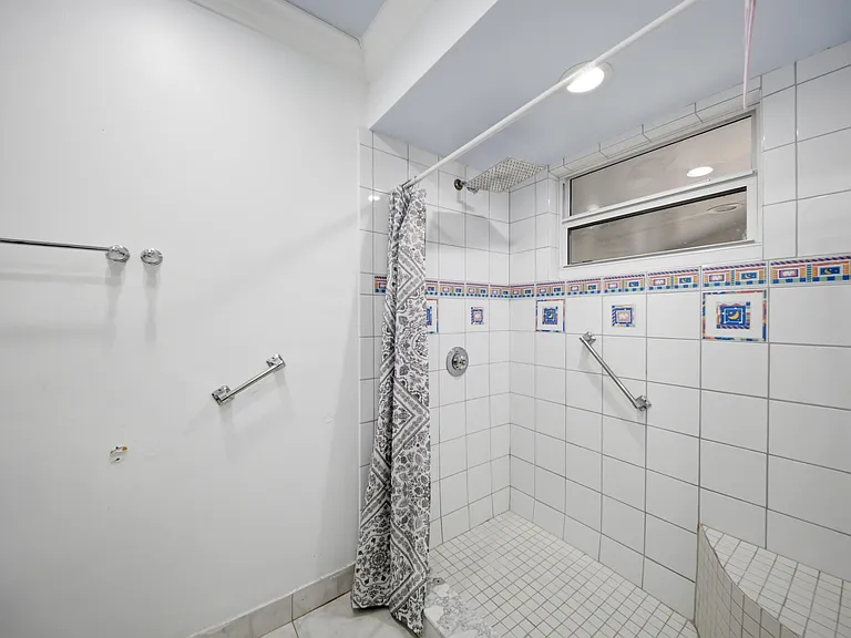 4020 NW 101st Dr — Photo 29