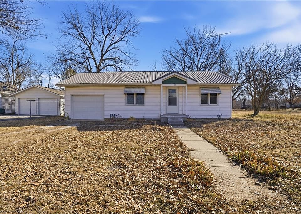 1st image of 403 Lindy Ln