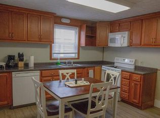 6 Chandler Ave #1B, Taunton, MA 02780
