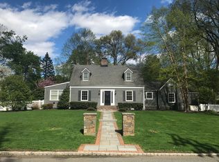 30 Old Brook Ln, New Providence, NJ 07974