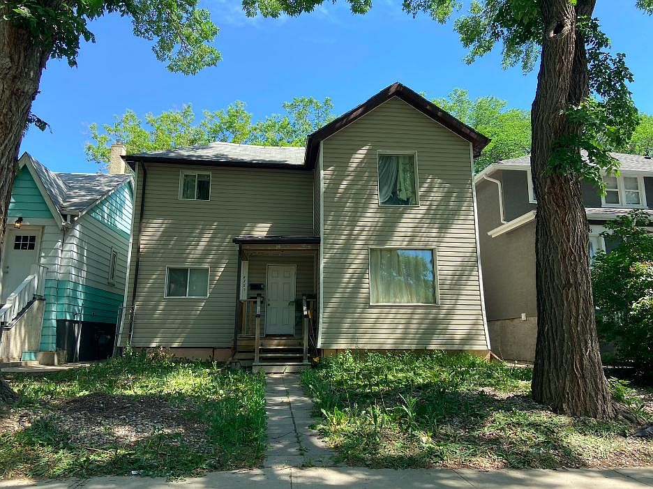 2nd image of 2321 Quebec St #2