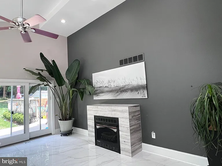 3332 Philmont Ave — Photo 10