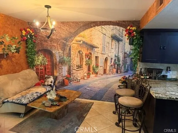25255 Avenida Dorena, Santa Clarita, CA 91321