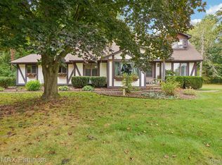 2581 Pepper Ct, Hartland, MI