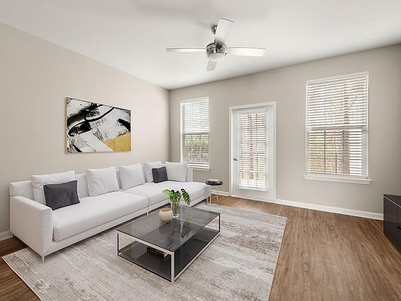 Summit Crossing - Premium Upgrade Living Room