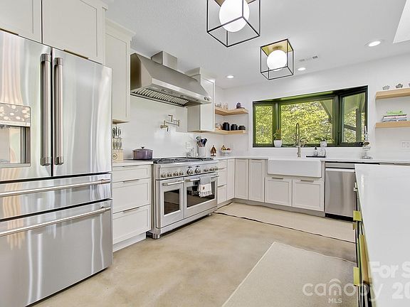 2nd image of 169 Pickens Rd