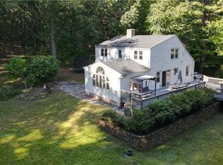 2 Forest Hills Dr, Avon, CT 06001