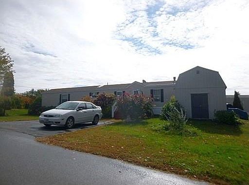2nd image of 134 New Hillcrest Dr