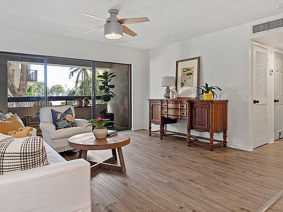 2nd image of 5495 NE 25th Avenue Apt 202