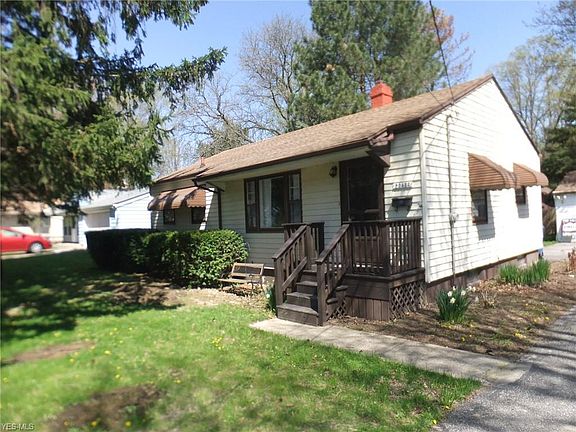 4th image of 23434 Olmsted Dr
