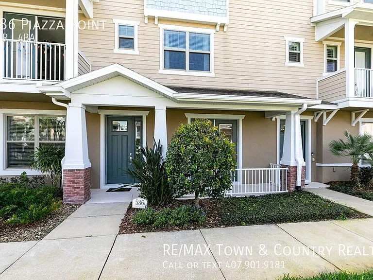 586 Piazza Point — Photo 29